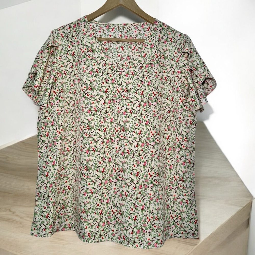 Floral V-Neck Ruffle Sleeve Top